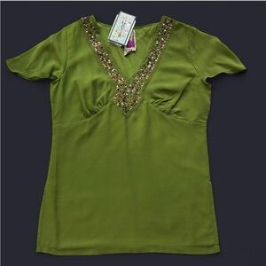 Original Anthony NWT green v-neck top w flowy cap sleeves & sequin trim